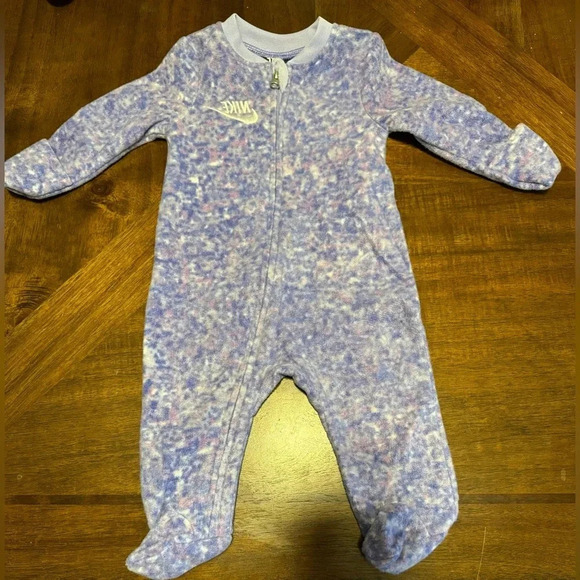 Nike One Pieces Baby Nike Fleece Footies - Picture 3 of 7